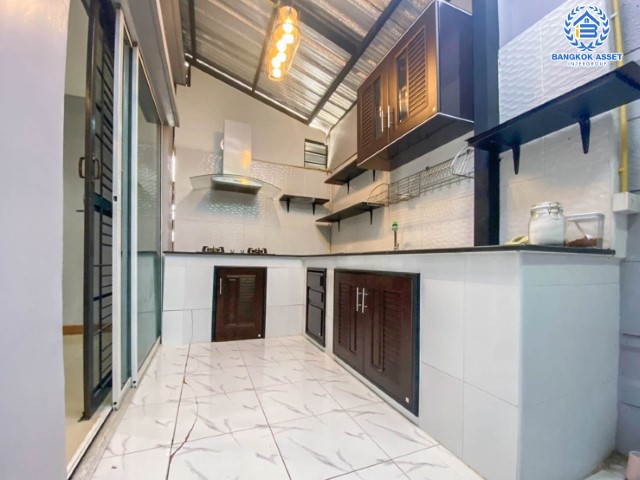 *****ทาวน์เฮ้าส์มือสองย่านนครปฐม ม.พฤกษาทาวน์เน็กซ์ ปิ่นเกล้า-พุทธมณฑลสาย4 หลังมุม บนเนื้อที่ 18.2 ตร.ว. ฟังก์ชัน 3 ห้องนอน 2 ห้องน้ำ 2 ที่จอดรถ เดินทางสะดวก บนทำเลเชื่อมต่อถ.พุทธมณฑลสาย4, ถ.บรมราชชนนี, ถ.เพชรเกษม ใกล้ ม.มหิดล และเซ็นทรัลศาลายา